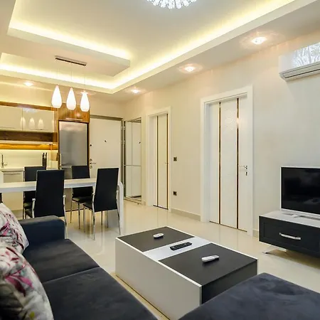 Апартаменты Sfera Luxury & *
